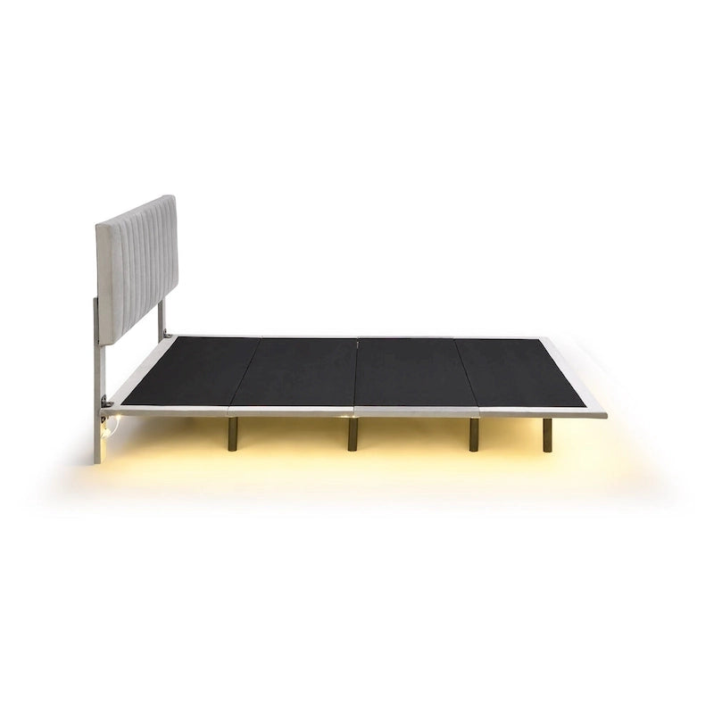 Lit plateforme queen en velours gris avec capteur de lumière LED et tête de lit capitonnée