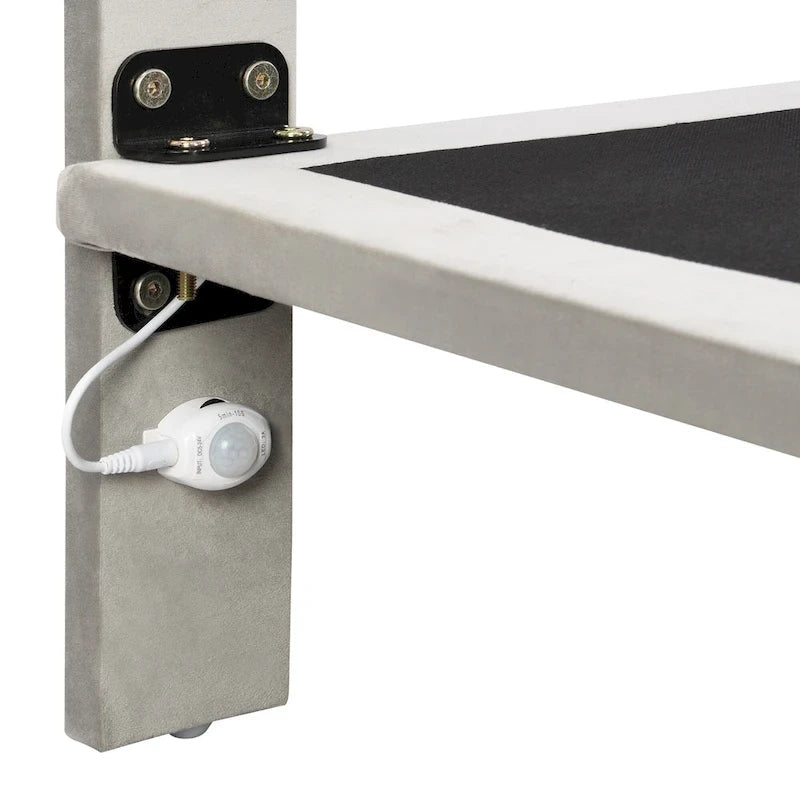 Lit plateforme queen en velours gris avec capteur de lumière LED et tête de lit capitonnée