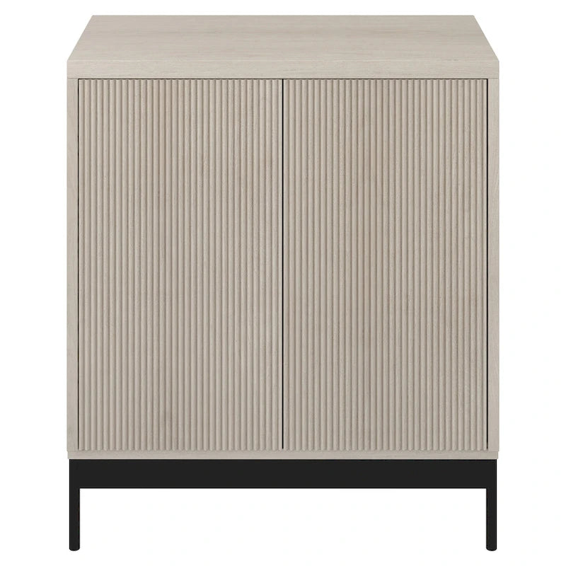 Meuble d'appoint rectangulaire avec portes texturées et pieds en métal blanc