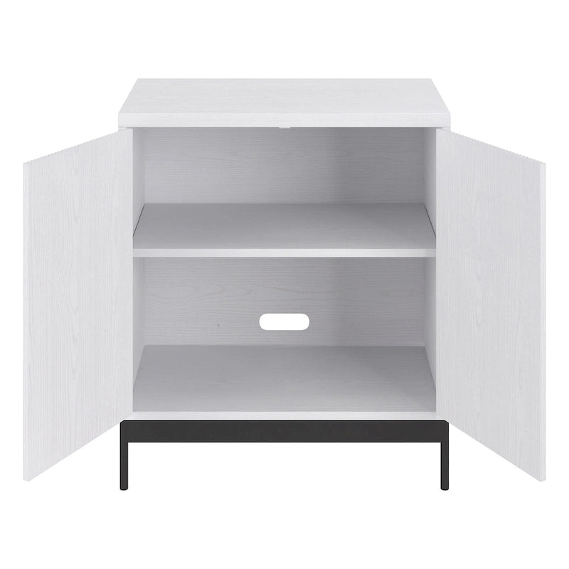 Meuble d'appoint rectangulaire avec portes texturées et pieds en métal blanc