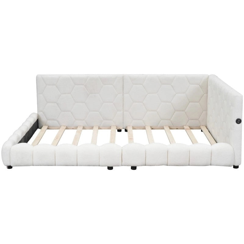 Lit plate-forme capitonné pleine grandeur en tissu Teddy avec lumières LED et ports USB, blanc/rose