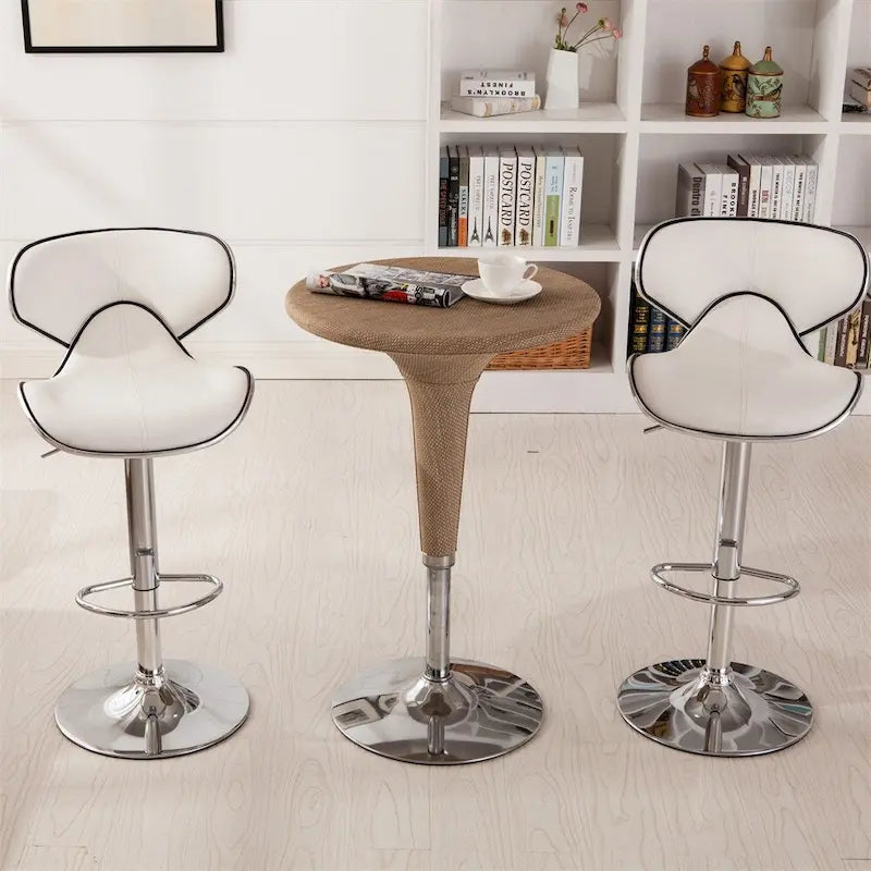 Tabouret de bar pivotant et réglable en similicuir avec rembourrage en mousse et base chromée