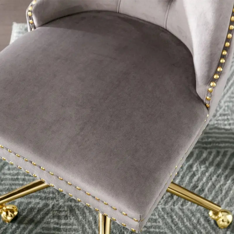 Chaise de bureau pivotante en velours capitonné avec hauteur réglable et base dorée